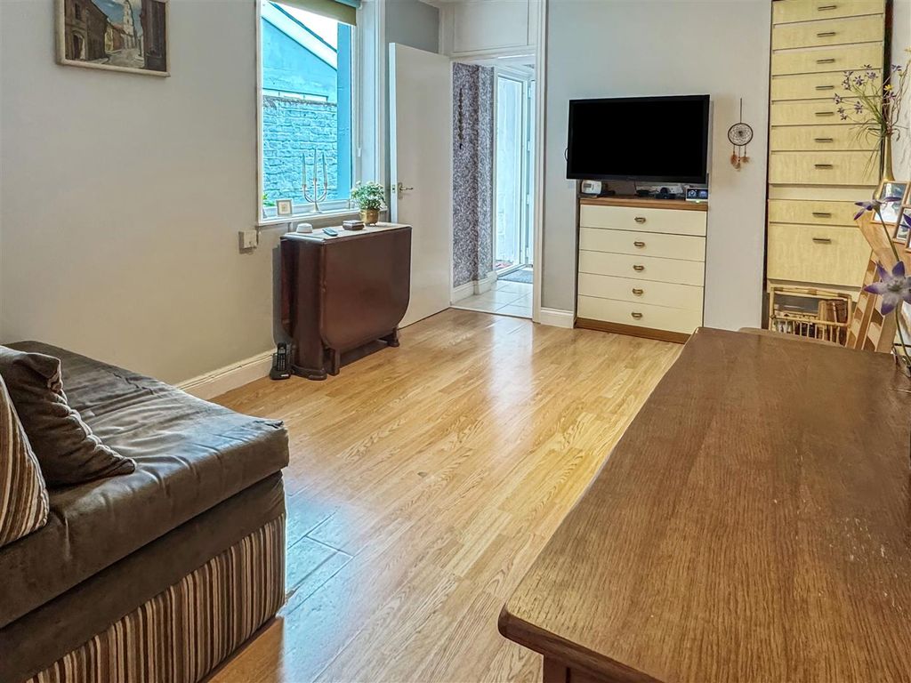 Property photo 3 of 9 Img_0773.Jpg