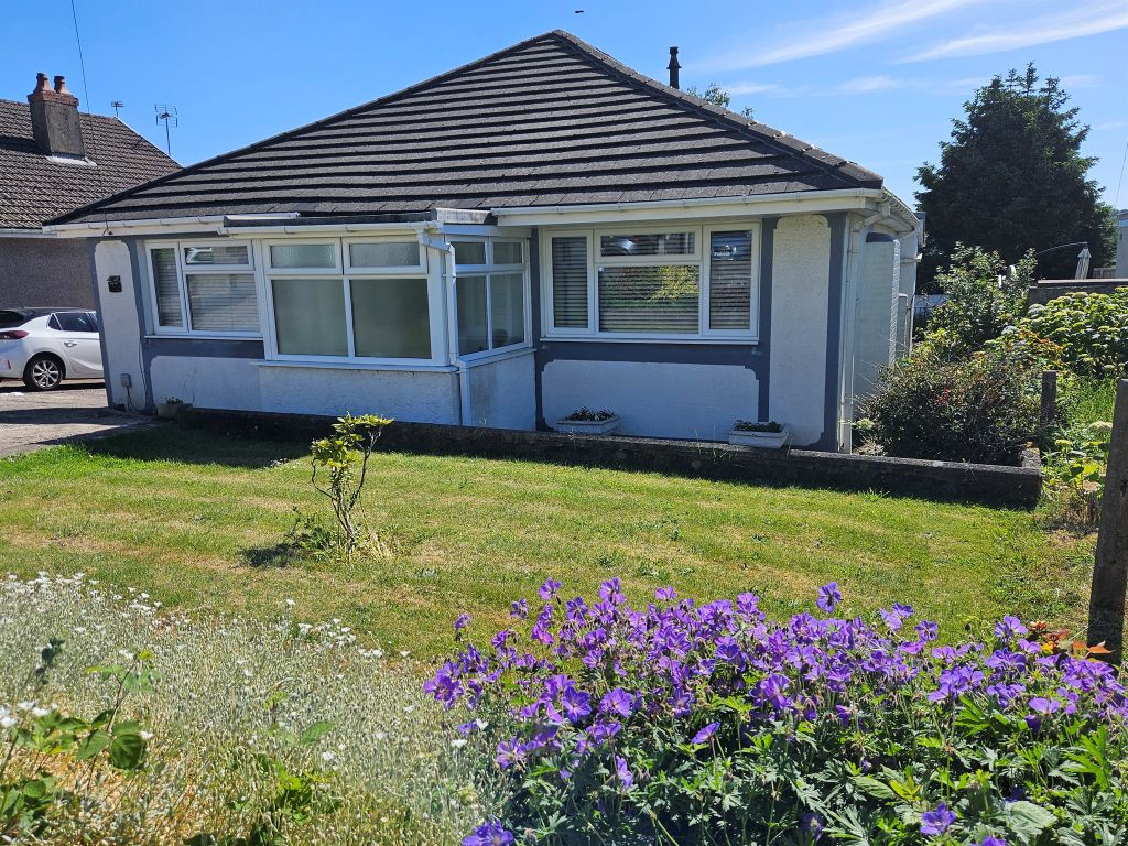Property photo 2 of 25