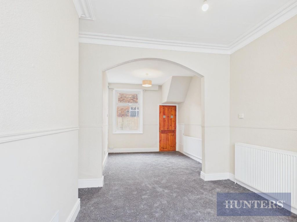 Property photo 3 of 16 Cam03444G0-Pr0164-Still006.Jpg