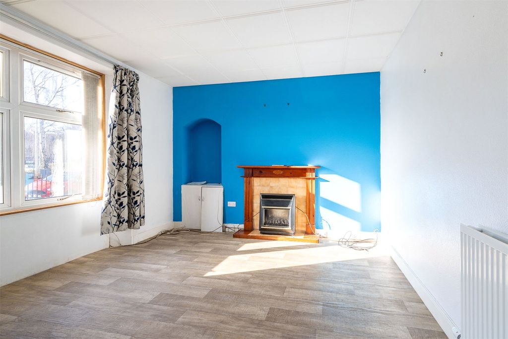 Property photo 2 of 23 Picture No. 02