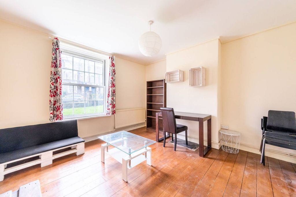 Property photo 2 of 7