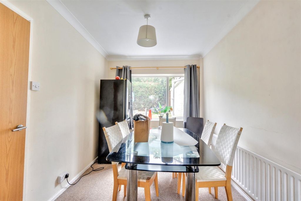Property photo 3 of 12 Dining Room_1.Jpeg
