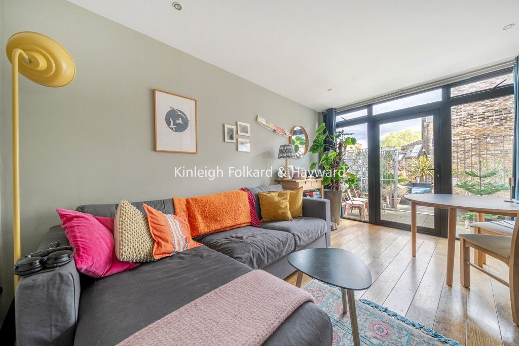 Property photo 2 of 14 Picture No. 27