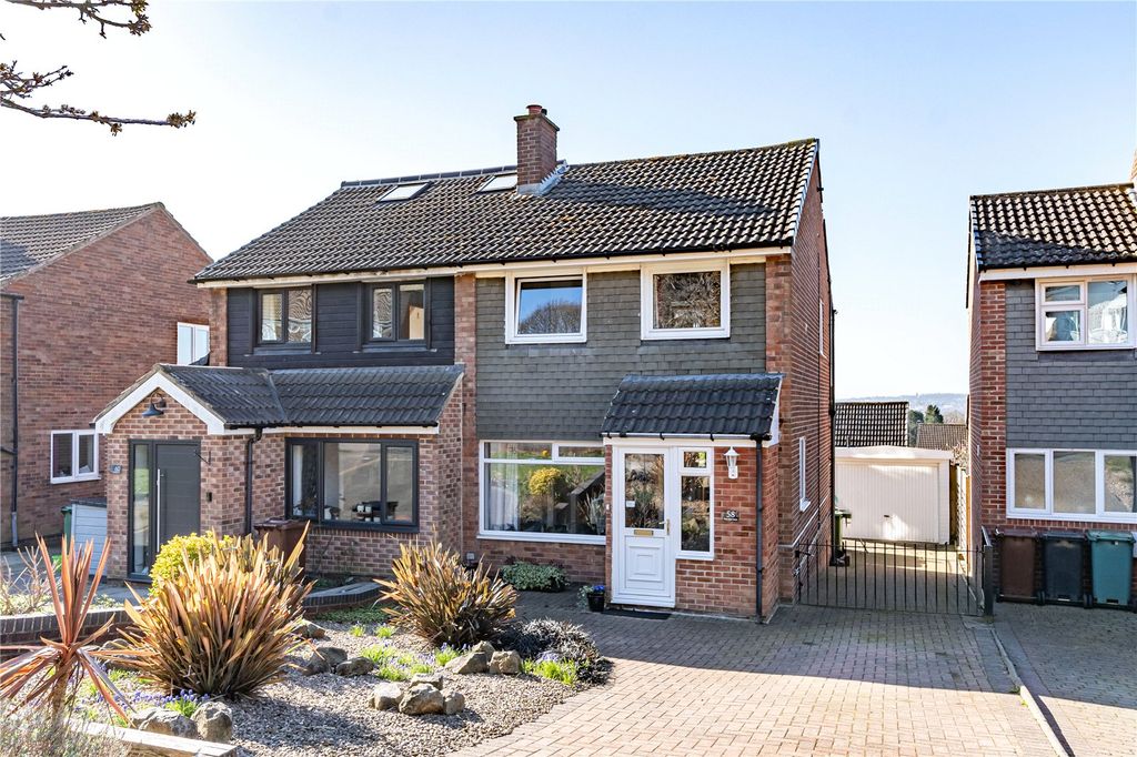 Property photo 1 of 16 Front