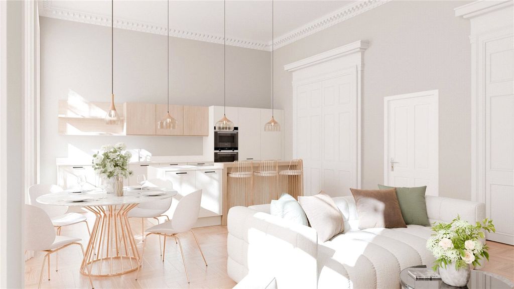 Property photo 1 of 13 Living/Kitchen