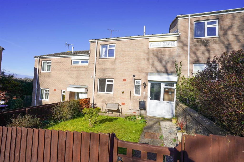 Property photo 1 of 21
