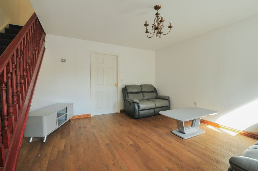 Property photo 3 of 28