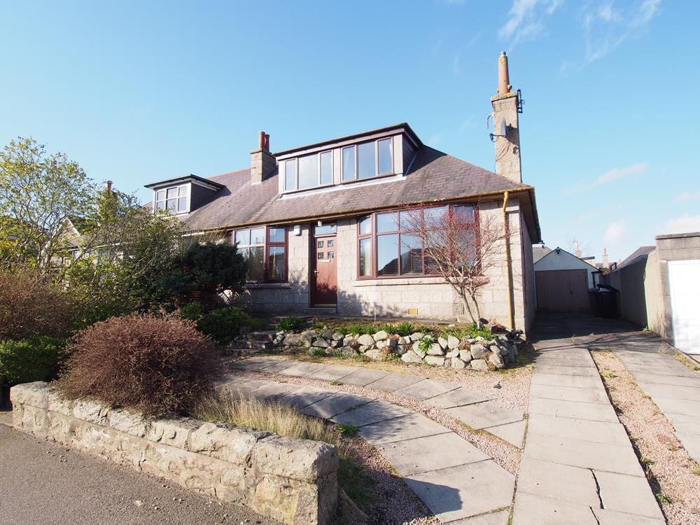 Property photo 1 of 16 Exterior