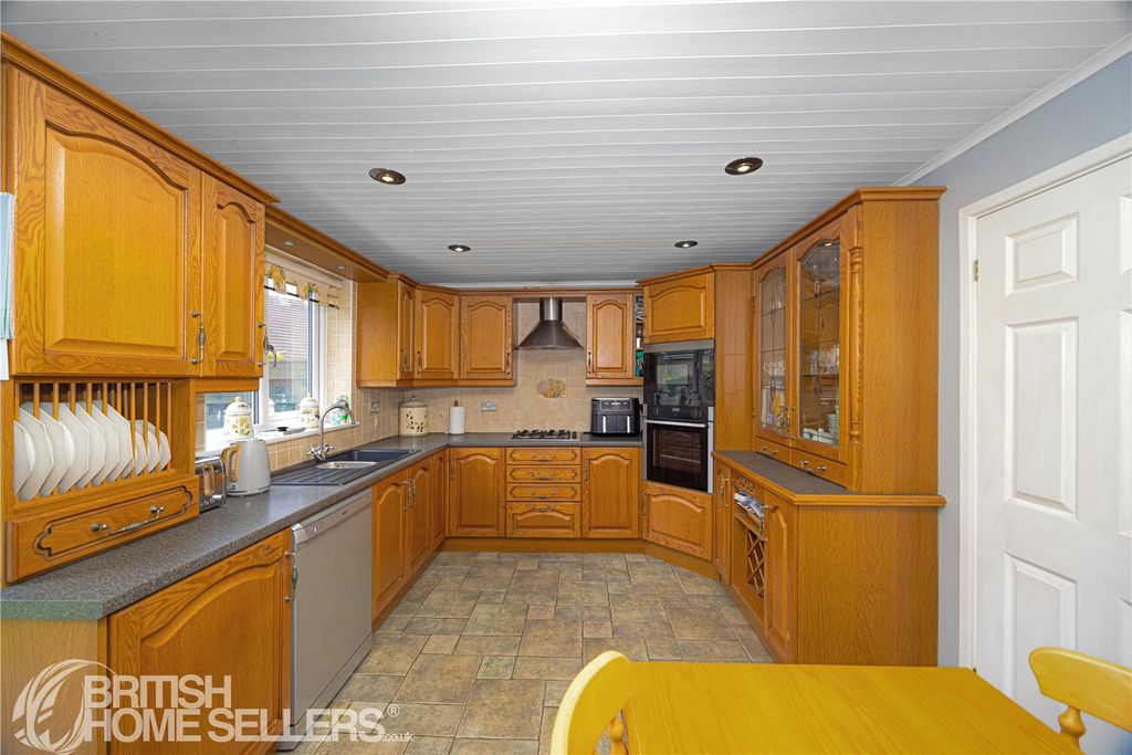 Property photo 2 of 15 Picture No. 03