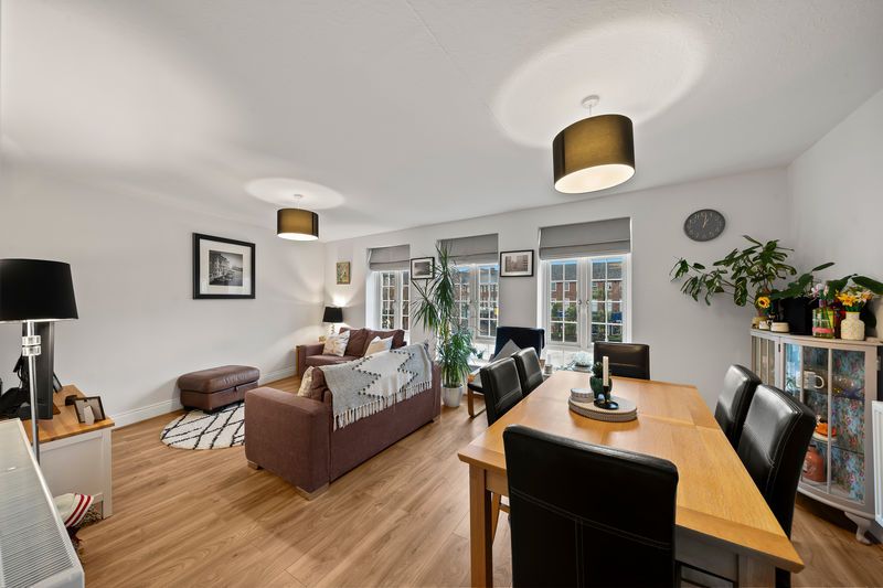 Property photo 2 of 16 Photo 3