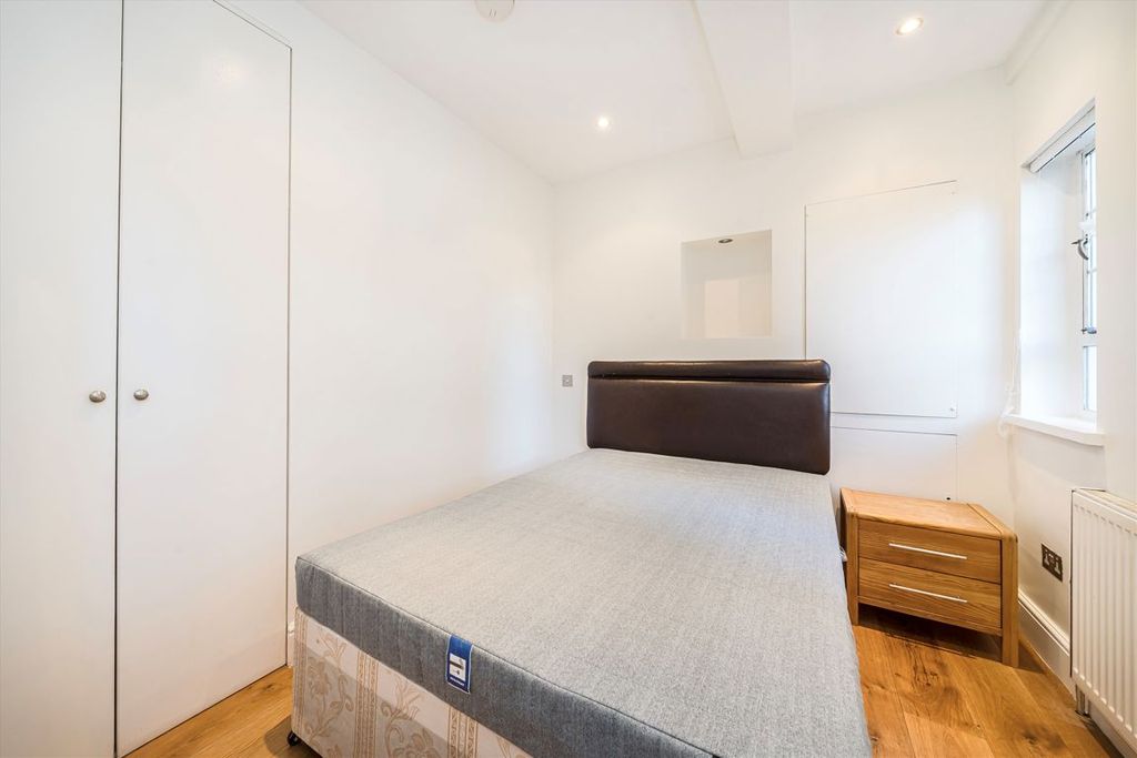 Property photo 2 of 4