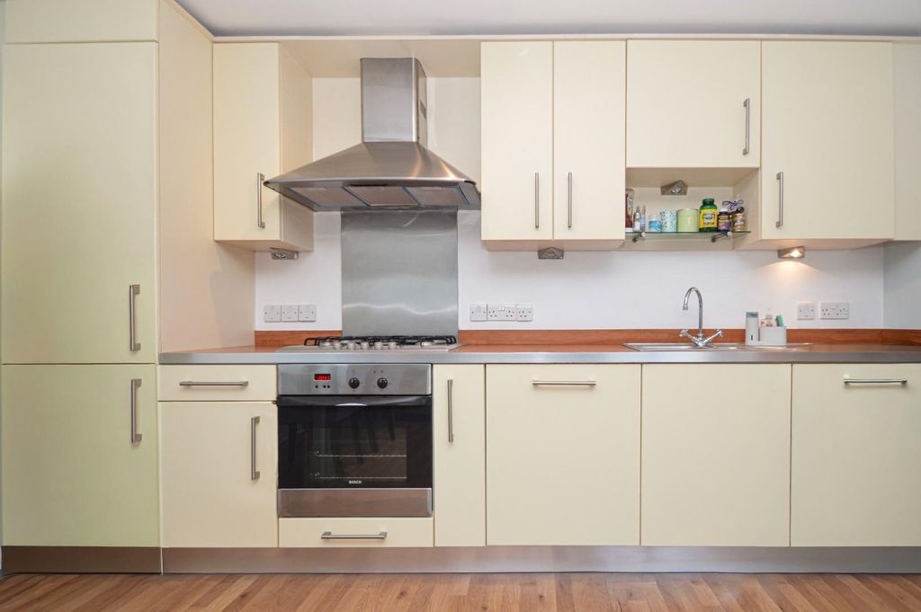 Property photo 3 of 9 H.Jpg