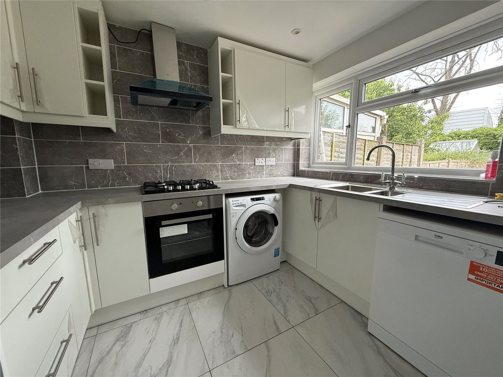 Property photo 3 of 11 Picture No. 06