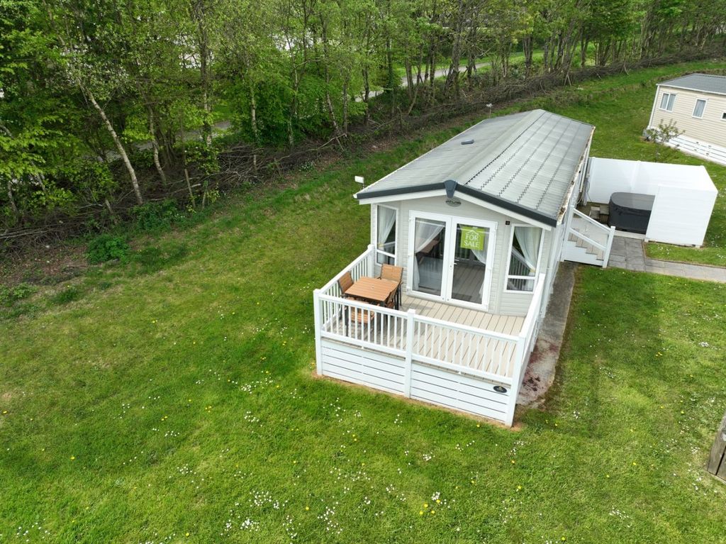 Property photo 2 of 24 Dji 0588