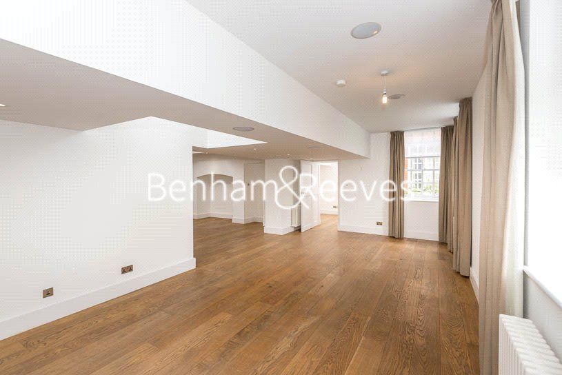 Property photo 2 of 11 Picture No. 03