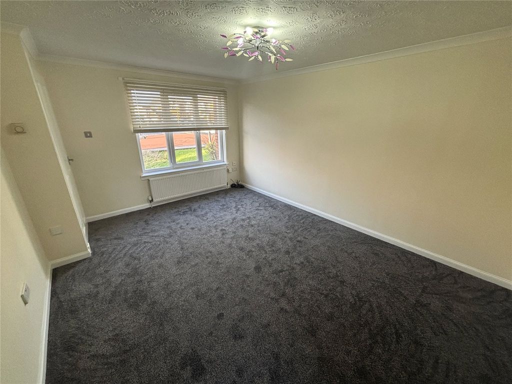 Property photo 2 of 11 Picture No. 10