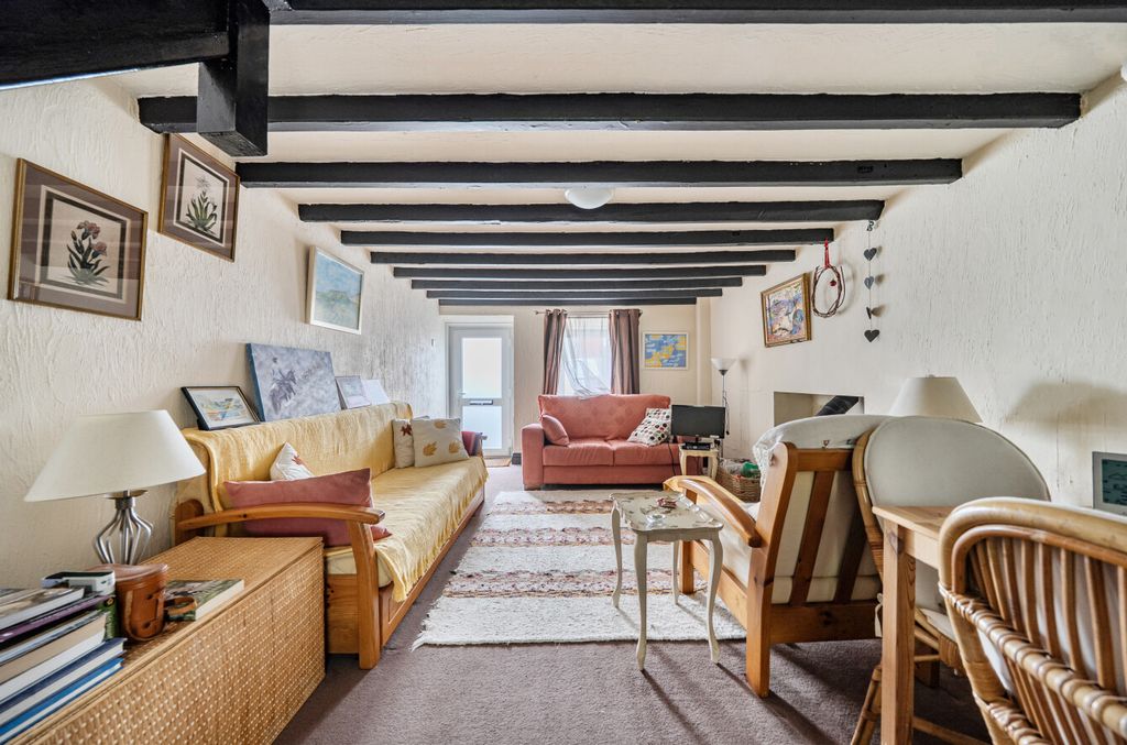 Property photo 3 of 20 1447993-13-69E65E...