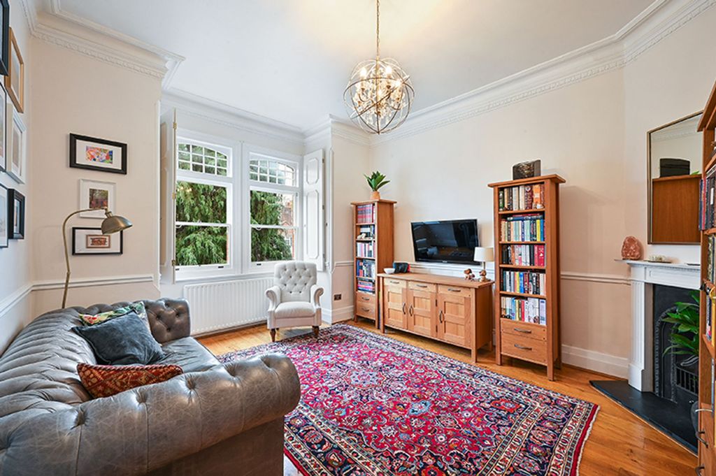 Property photo 2 of 9