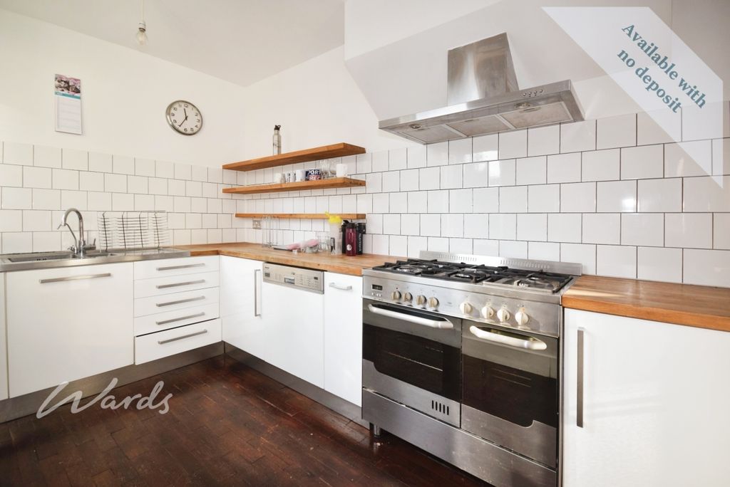 Property photo 2 of 15 Kitchen