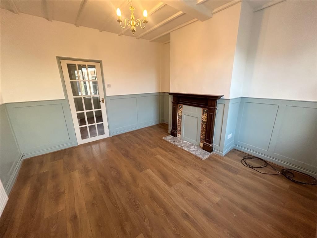 Property photo 2 of 8 Living Room