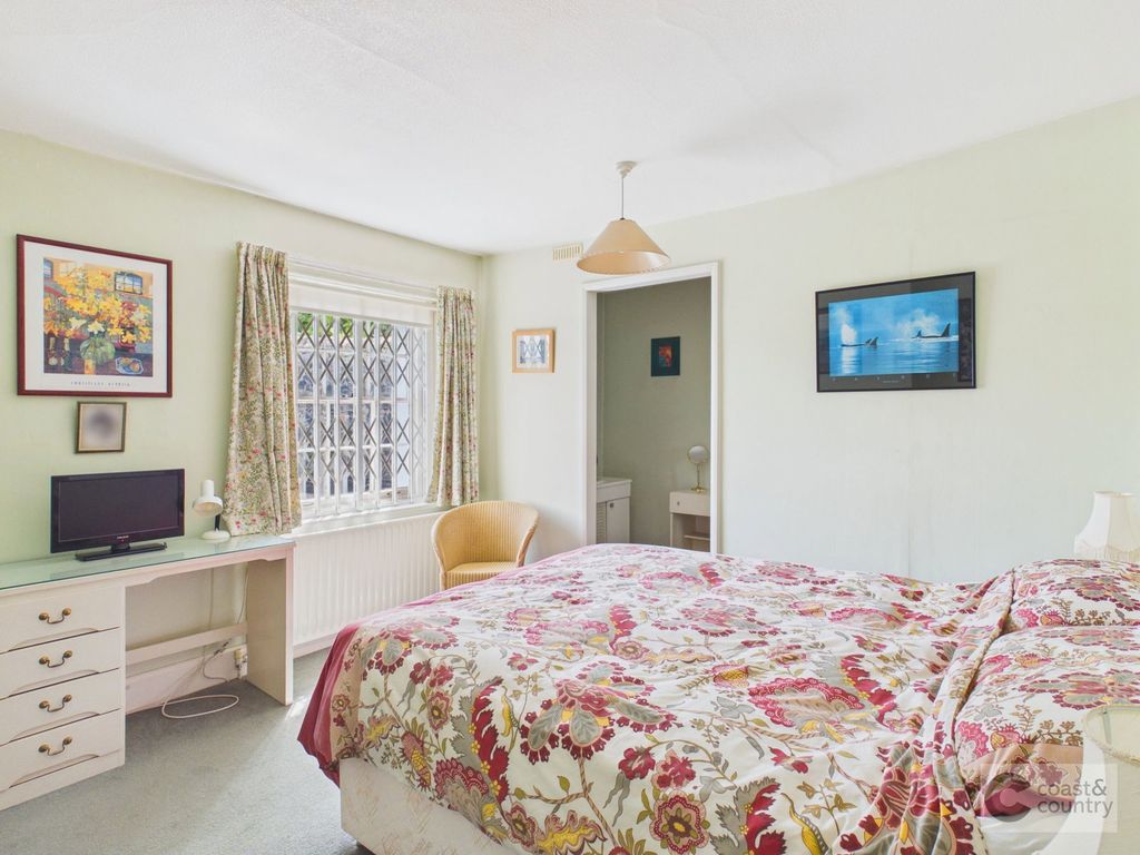 Additional image 25 of 6 bed detached house for saleCourtenay Road, Newton Abbot TQ12