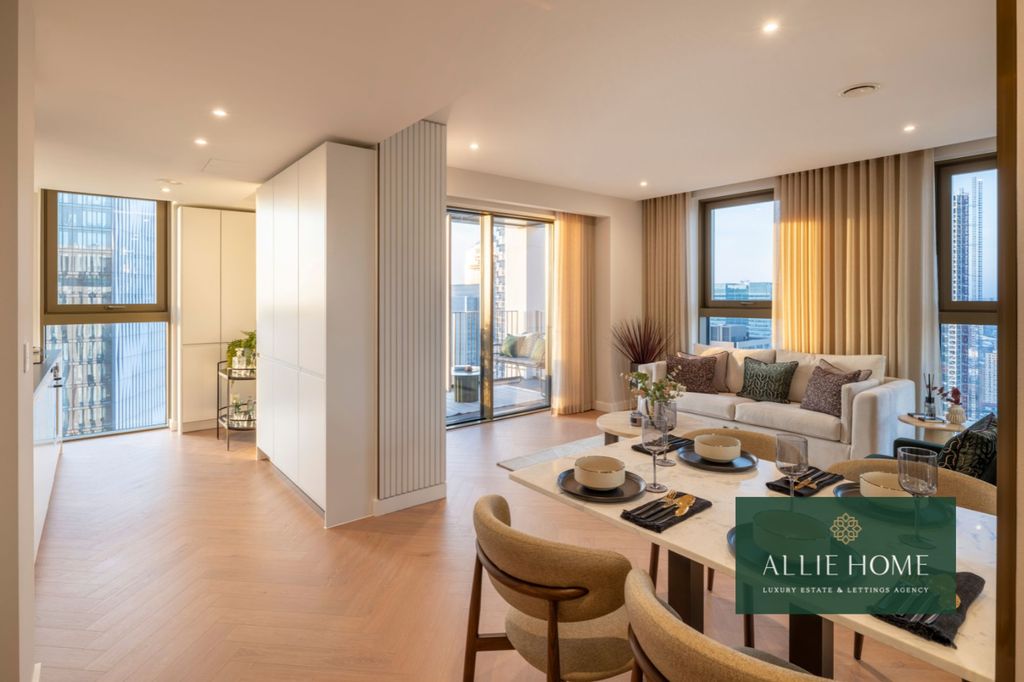 Property photo 2 of 31