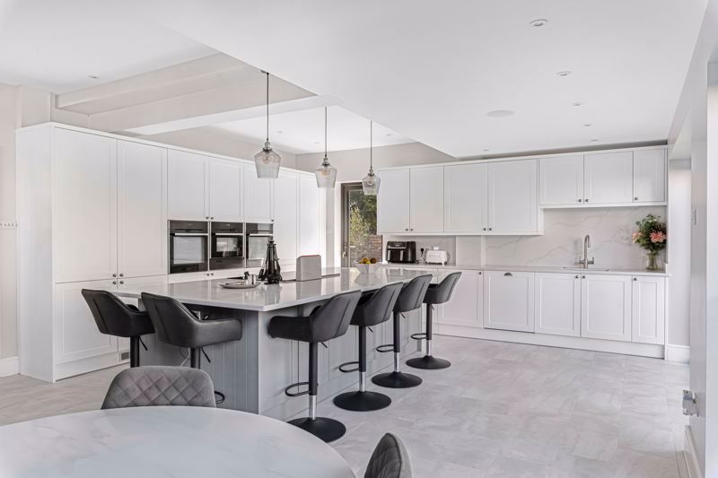 Property photo 3 of 18 Kitchen Diner