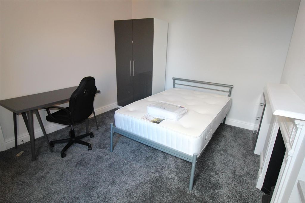 Property photo 2 of 11 Img_5419.Jpg