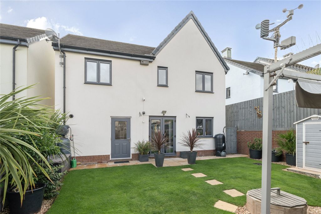 Property photo 2 of 28 Picture No. 37