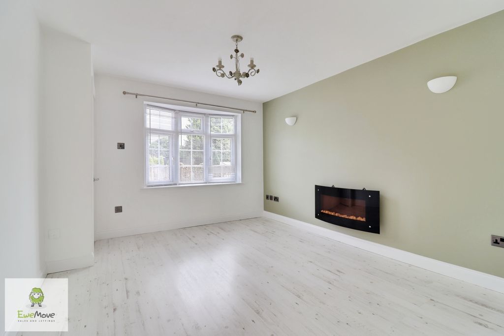 Property photo 3 of 11 Living Room - Ewemove Cannock