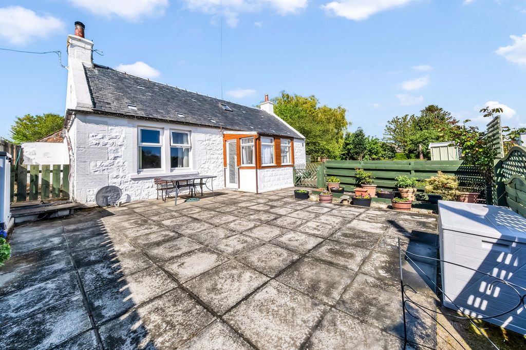 Property photo 1 of 36