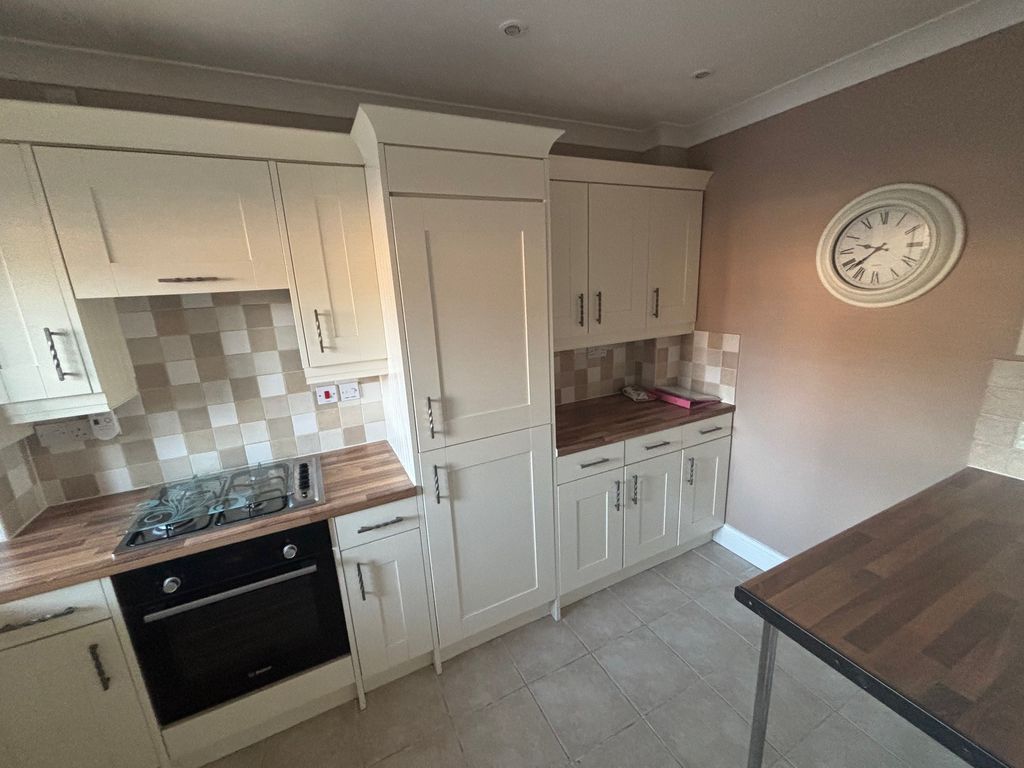 Property photo 3 of 11 Image