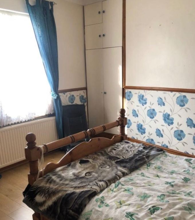 Property photo 2 of 3