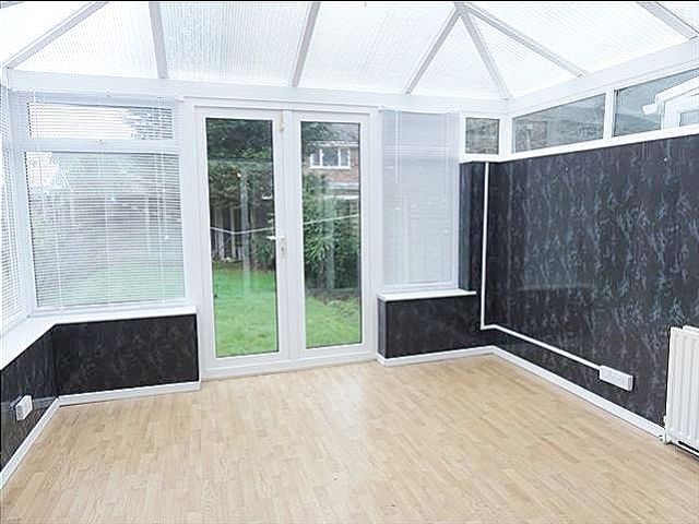 Property photo 3 of 13 Conservatory