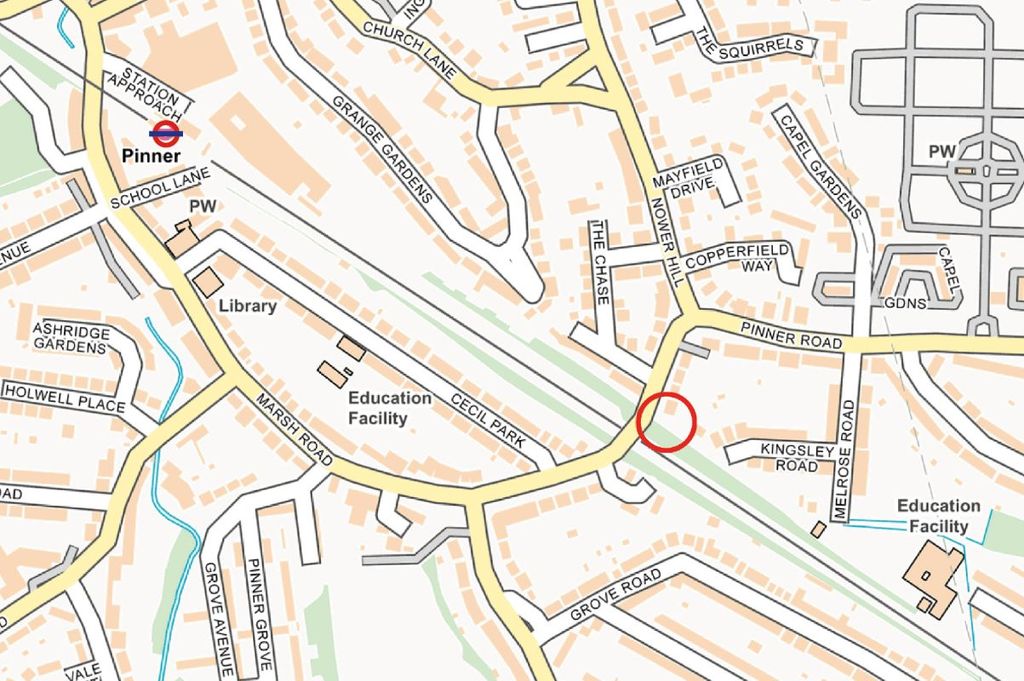 Land for saleMarsh Road, Pinner HA5 photo 5