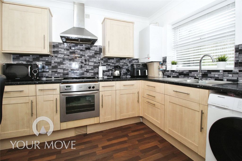 Property photo 3 of 13 #Yourmovedartford