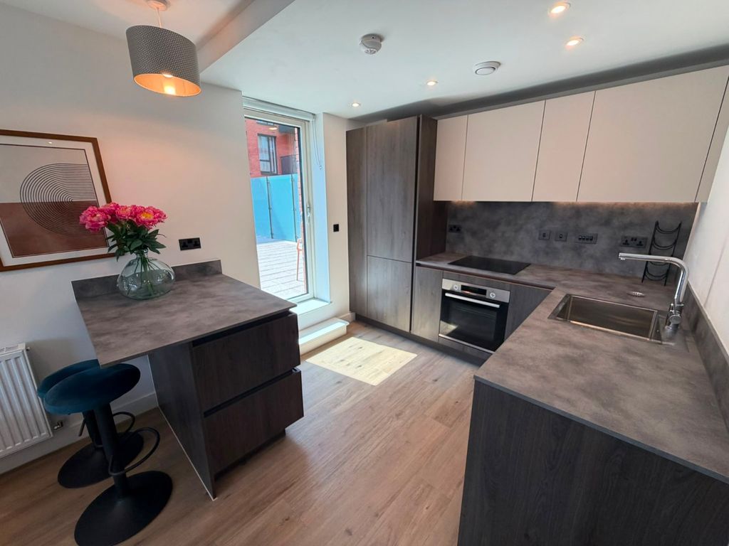 Property photo 2 of 13 Picture No. 04