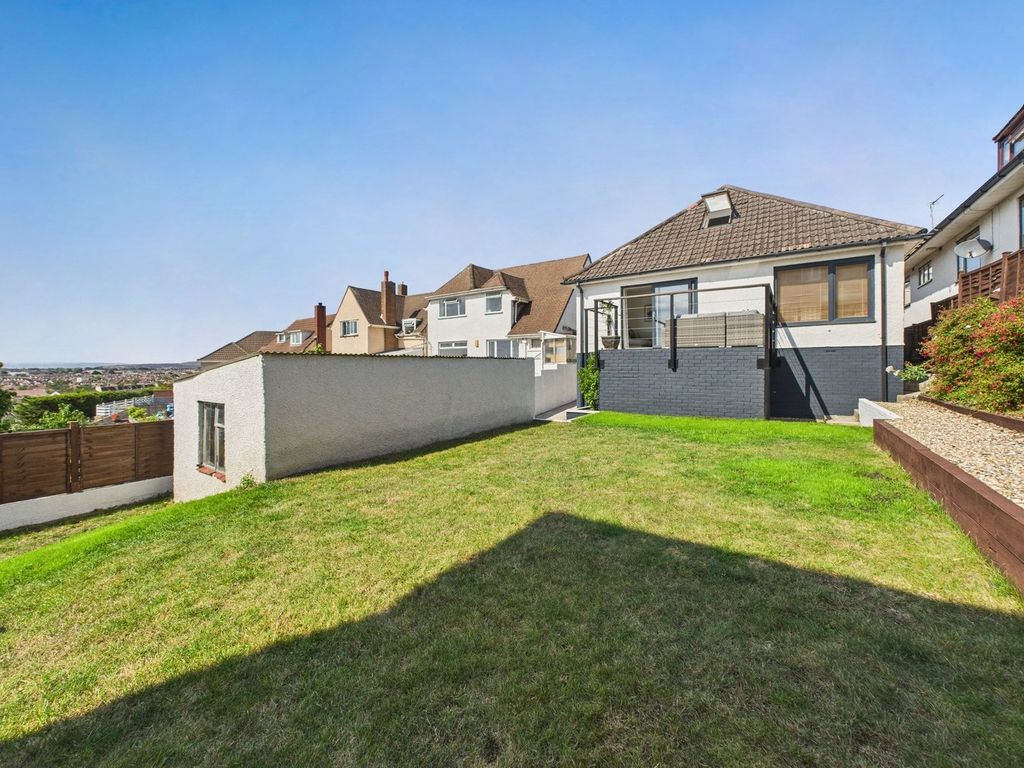 Property photo 2 of 36