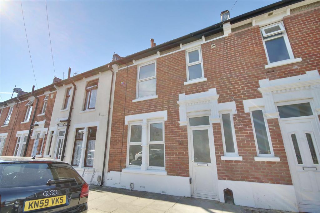 Property photo 2 of 22 D5A772A8-E11F-4E94-B813-Eab7A325B4Fc_1_201_A.Jpeg