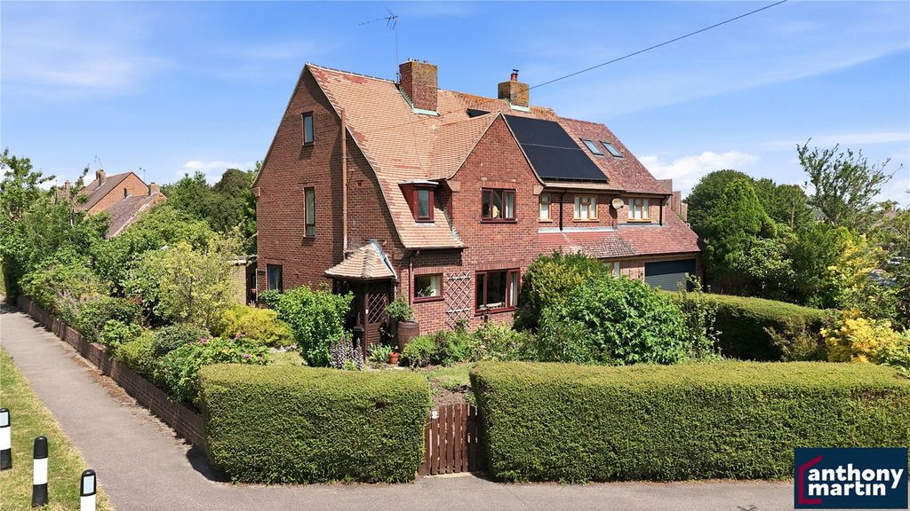 Property photo 1 of 19 Picture No. 24