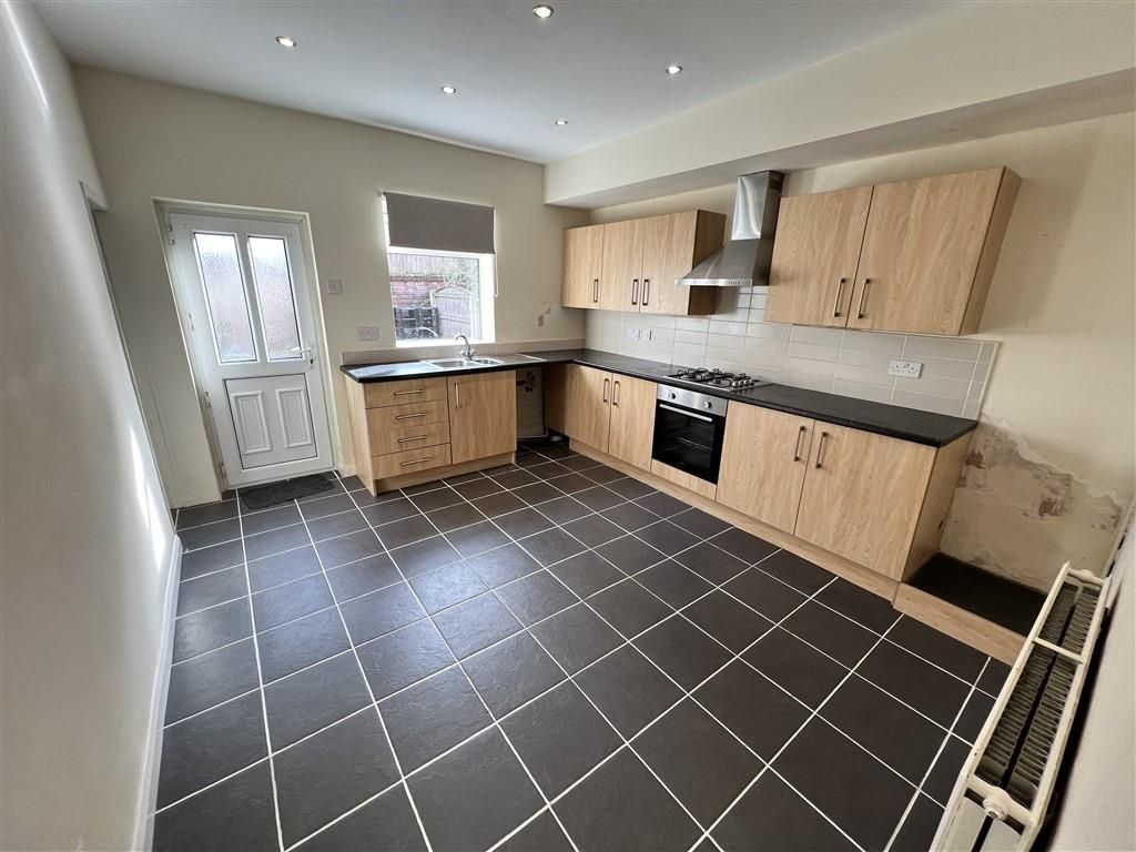 Property photo 3 of 7 Kitchen Diner