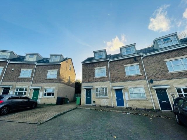 Property photo 1 of 1