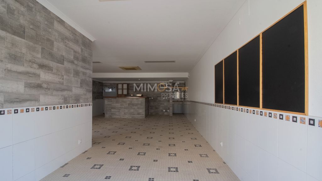 Property photo 3 of 27