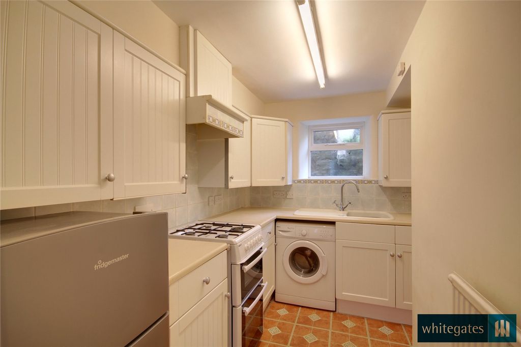 Property photo 2 of 10 Picture No. 03