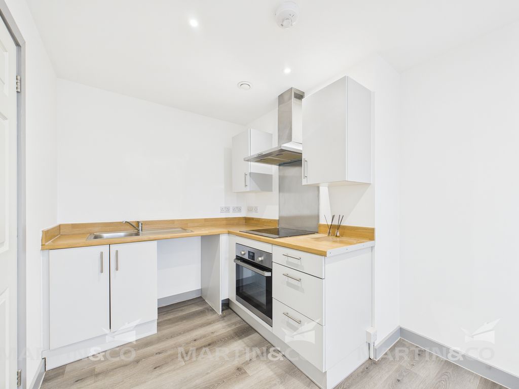 Property photo 1 of 9 Cam02406G0-Pr0556-Still001