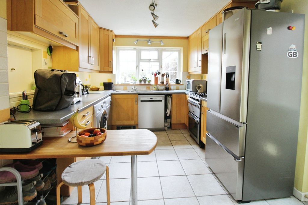 Property photo 2 of 15