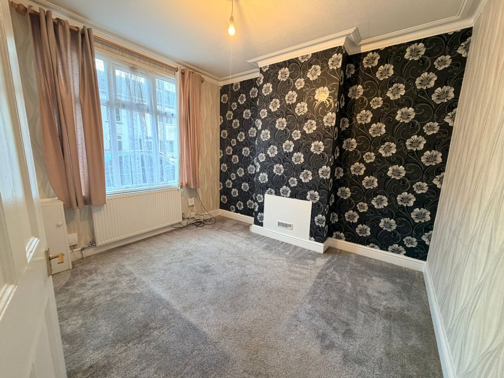 Property photo 2 of 13 Img_2309