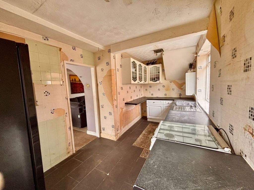 Property photo 3 of 10 Image 3