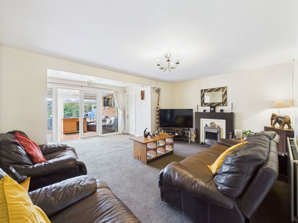 Property photo 3 of 16