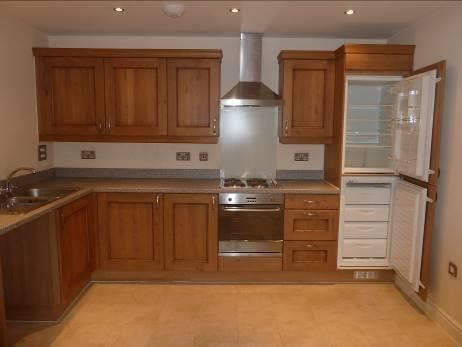 Property photo 2 of 8 Kitchen